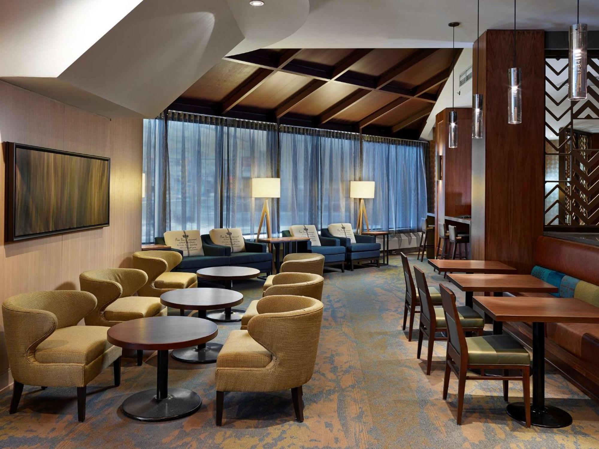 Doubletree By Hilton Hotel & Conference Centre Ρεγκίνα Εξωτερικό φωτογραφία